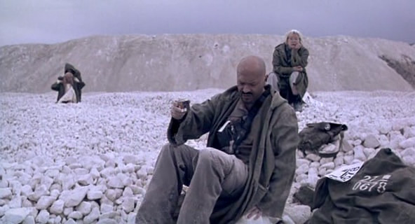 � �������